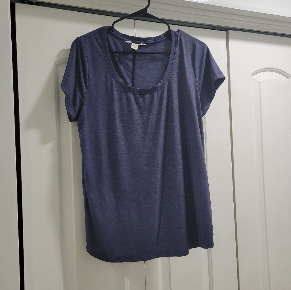 Athleta Stratus ii tee in dark blue size medium